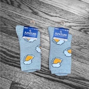 ⭐️NEW⭐️ Men’s Socks size 6-12

Includes both pair 

2 Pair Beer Mug Socks
